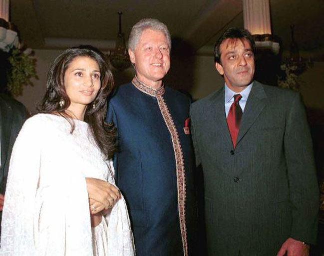 sanju_rhea_clinton_april01.jpg